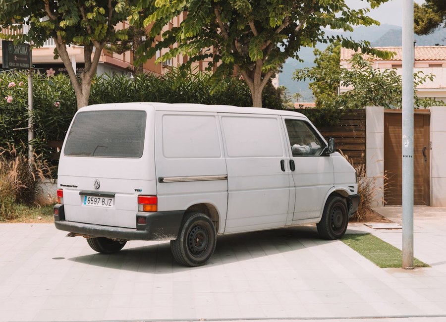 Angel Van Lines movers on a job in Dallas